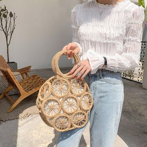 Omuz Çantaları Moda Rattan Içi Boş Yuvarlak Hasır Hasır Dokuma Kadın Çanta Yaz Plaj Crossbody Rahat Bayan Bali Çantalar