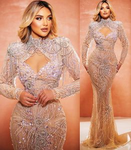 2022 Plus Size Árabe ASO EBI Champanhe Champagne Sereia Vestidos de Prom Vestidos Lace Frisado Evening Party Formal Segunda Recepção Aniversário Vestidos de Noivado Vestido ZJ440