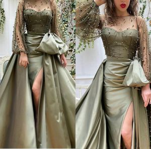 시인 2021 Long Sleeves Prom Dresses Pearl Beaded Tulle Ruffles High Split 오버 스커트 맞춤형 이브닝 파티 가운 멍청이 403