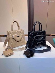 Big Bag Women's 2022 Spring and Summer New Triangular Lingge Portable Single Shoulder Messenger Bag Tote Shopping