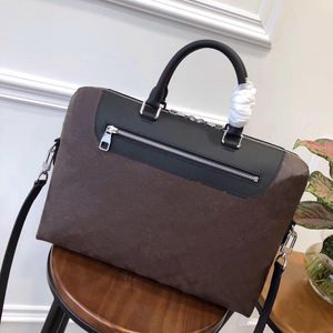 latest fashion luxurys designers bags, men and women shoulder bag, handbags, backpacks, crossbody Waist pack.wallet.Fanny packs top quality 0l0110