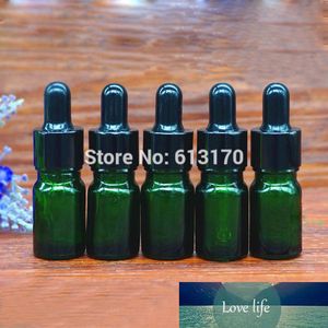 50pcs Nova chegada 5ml Frasco conta-gotas de vidro verde, 5cc Frasco de óleo essencial vazio Pequenos frascos de amostra Borracha preta