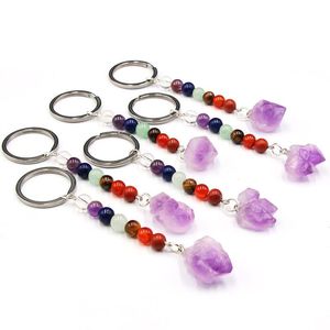 Breloki 7 Chakra Brelok Amethysts Kwarcowy Brelok Silvertone Healing Stone Car Key Chain Pierścień Kobiety Prezent