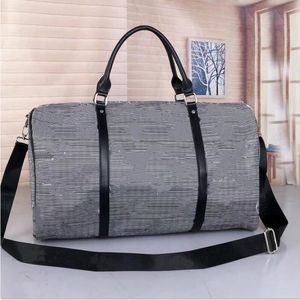 2021 Fashion Men Women Travel Bag Duffle Bag Bagage Handtassen Grote capaciteit Sport 50 cm Camouflage Multicolor one-shoulder Fitness300i