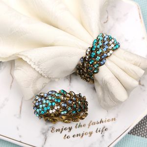 TAI Top 16Pcs/Set Vintage Napkin Rings Party Table Decoration Crystal Serviette Holder Gold Napkin Buckle Hotel Supplies 201120