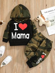 Bebê camo slogan hoodie gráfico moletom ela