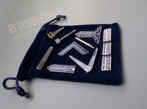 Set di 9 diversi strumenti di lavoro massonici blu Badge con borsa in velluto Mason Freemason Miniature Freemason Gifts 201125