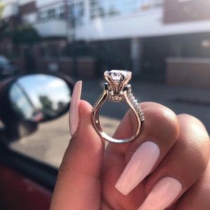 1.1ct New Arrival Musing Luksusowy Biżuteria Okrągły Cut White Topaz CZ Diamond Gemstones Party Promise Kobiety Wedding Engagement Band Prezent Prezent
