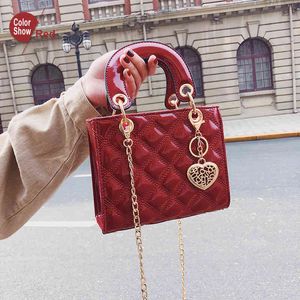 2024 New Lady's Handbag Evening Bags Luxury Påsar för kvinnor Plaid Jelly Bag Candy Color Flap Mini Designade Ladies Shoulder Chain Tote Messenger Mini Crossbody Handbag