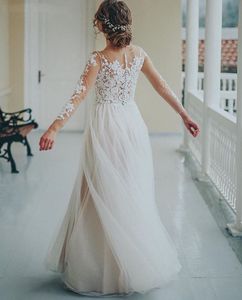 Ładna linia koronki suknia ślubna boho plaża ogród suknie ślubne złudzenie długie rękawy proste sukienki panny młodej tiul tylne przyciski pokryte vestido
