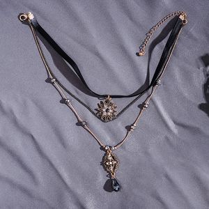 New Creative Multi-Layer Temperament Star Drop Pendant Kvinna Choker Collar Bankett Klänning Halsband