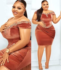 2022 Plus Size Árabe ASO Ebi Bainha Sexy Veludo Vestidos Frisados ​​Cristais Noite Formal Parte Segunda Recepção Aniversário Noivado Dama de Promoção Vestidos Dos Vestidos ZJ22