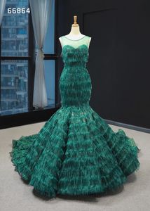 Dubai Green Mermaid Wielopięciowe suknie ślubne 2021 Frezowanie bez rękawów Formalna Dress Design Illusion Neck Robe de Mariee Custom Made