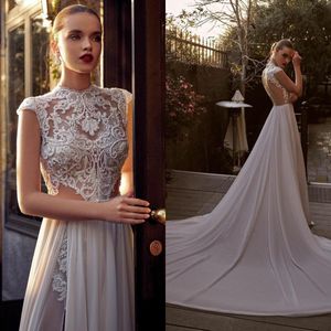 Sidans slitpead Beaded Bröllopsklänningar 2021 Nyaste High Neck Cap Sleeves Lace A Line Bridal Gowns Boho Beach Illusion Back Robes de Mariée Al7543