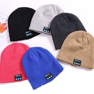 Шапочки черепные шапки мягкие зимние шансы шляпа наушники беспроводной Bluetooth умный шапки гарнитура наушников динамик микрофона Hat1