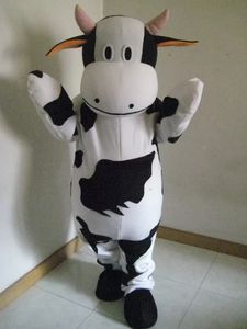 2022 Halloween Milk Cow Mascot Costume di alta qualità personalizza il personaggio anime tema del cartone animato Caratteri di compleanno per adulti Outfit Outfit Outfit Outfit