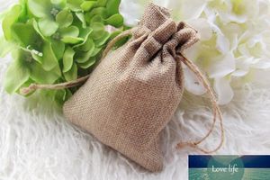 All'ingrosso-50 pz / lotto Mini borsa di iuta naturale finta Decorazione di nozze sacco bomboniere Sacchetti regalo 8,5x11,5 cm