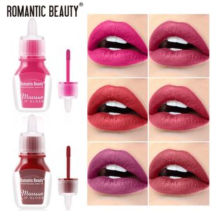 Beleza romântica Non-stick Cup líquido Lip Gloss impermeável e suor à prova Matte Lipstick longa duração Red Sexy Lip Makeup