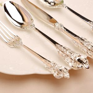 Kubac Hommi 24-30pcs Louça Clássica Set 18/10 Jantar de Aço Inoxidável Faca Faca De Forquilha Teaspoon Flat-Ware Ins Cutelaria Set Y200610