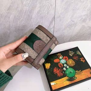 The New 2020 Classic Red and Green Stripe Card Wallet Folded Type Hand Bag Men and Women Unisex Wallets Leather Purse High