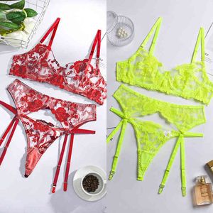 Nxy Sexy Set Bra and Panty Women Underwear Lace Lingerie 3pcs Open Cup See Through Thong Floral Embroidery Transparent 1222