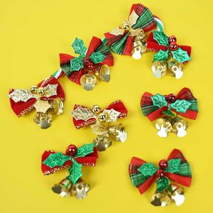 Kerstdecoraties stks Tree Bowknot Bell Ornamenten Gift Bogen met Kleine Klokken Opknoping Hanger Bauble Garden Bruiloft Decor voor thuis