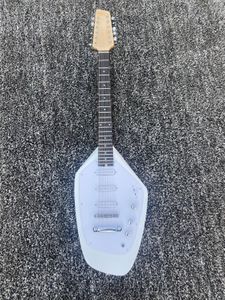 カスタムメイド12文字列不規則なティアドロップホワイトギター宝石石ホワイトカラーエレクトリックギタークロムハードウェアギター
