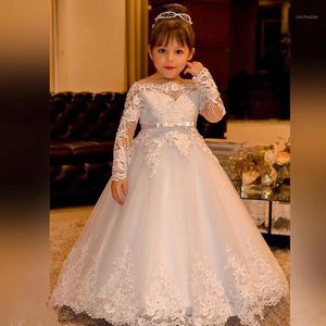 Abiti da ragazza Flower Girl Elegante appliqu￩ in pizzo champagne senza maniche Abiti da spettacolo per bambini a cascata per matrimoni Abiti da prima comunione1