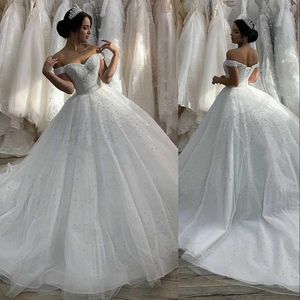 Gorgeous Ball Gown Wedding Dresses 2021 Sexy Off Shoulder Pearls Beaded Formal Bridal Gowns Plus Size Dubai Arabic Vestidos De Novia AL7558