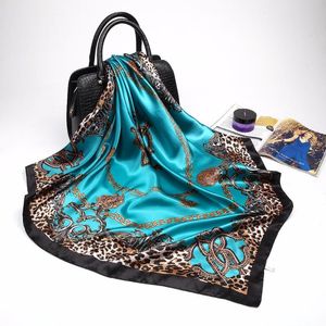 Schals Mode Leoparden-Druck für Frauen Rote Seidensatin Hijab Schal Weibliche 90cm Luxus Square Schal Stirnband Schal Damen