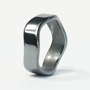 Anéis de banda negra, anel de hematita, design de onda empilhável, tamanho da mistura por atacado em Promoção
