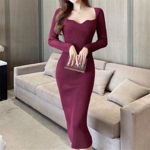 Vintage BodyCon Knitted Dress Midi Sexy Elegante Office Korean Long Rleeve Off Impreza na ramię Vestido Para Mujer Robe Femme Fall 220308