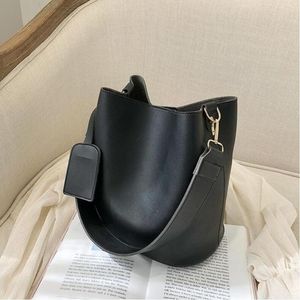 SFM Women Should Bag 2021 Designer Pu Leather Women's Handbags Good Casual Ladies Tote Female Black Bucket Women Shoulder Crossb