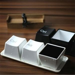 Creative Copo Conjunto de Chá Teclado Moda Copos Preto Ctrl Del Alt 3 Peças / Canecas Promoção Presentes Feiras Casamento 220311