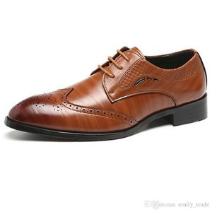 새로운 고품질 정품 가죽 남성 브로우스 신발 레이스 업 Bullock 비즈니스 드레스 남자 옥스포드 신발 남성 공식 신발 38-48