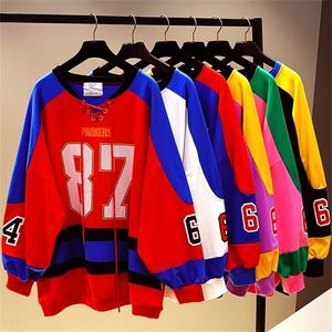 Koreańska Moda Dziewczyna Student Numer Druku Bluzy BF Design Kolor Block Splited Sweatshirts V Neck Plus Size Luźne Swetry Płaszcz 201216