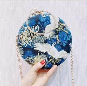Wholesale HBP Golden Diamond Clutch Evening Bags Chic Pearl Round Shoulder Bags For Women 2020 New Luxury Handbags Wedding Party Clutch Purse DD002
