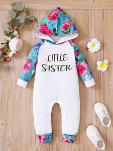 Baby Floral & Letter Graphic Raglan Sleeve Hooded Jumpsuit SHE