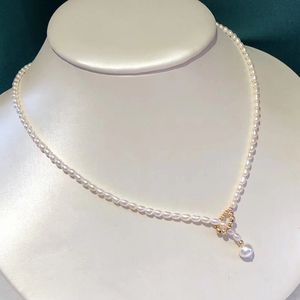 Fashion Ins Natural Freshwater Clavicle Small Pearl Necklace för Kvinnor Populär Pärla Smycken Bröllopsgåva Q0531
