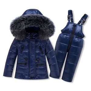 Ryska Boysgirls Vinterrockar Barn Ytterkläder Hooded Parkas Jumpsuit Baby Fur Snowsen Tjocken Snö Slitage Oavsett kläder kostym LJ201120