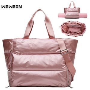 Kvinnor vattentät gym sportväska med yoga matta hållare rosa helg resa duffla väska för kvinnor sport fitness axel handväska Q0115