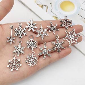 Pendenti con ciondoli misti di fiocchi di neve di Natale adatti per collane, bracciali, creazione di gioielli, gioielli fatti a mano fai da te, accessori in argento antico