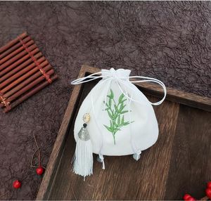 14 cm Mini-Geldbörse mit antikem Bambus-Stickerei, Geschenk, weiße Ramie/Baumwolle, Lavendel-Wickel, Spitzenrand, Aufbewahrungstaschen, Reisetasche