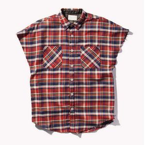 Camisas casuais masculinas 2021 Novas roupas de verão Ins High Street Clássico Vermelho Plaid Flannel Split Linha Principal Solta Camisa sem mangas