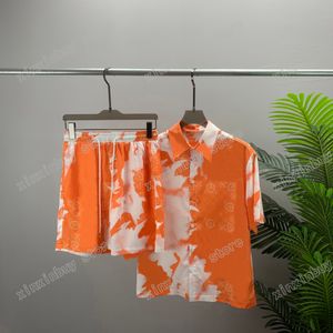 22SS Mężczyźni Kobiety Designers Koszulki Koszulki Tee Graffiti List Drukuj Krótki Rękaw Człowiek Crew Neck Paryż Moda Streetwear Orange XinxinBuy M-2XL