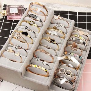 Öppen manschett Titanstål Armring Rose Guld Silver Mix Olika stilar Kristall strass smycken Koreanskt mode Charm armring Fedex gratis