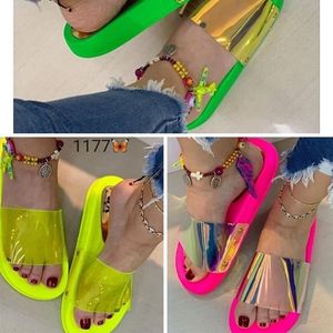 GAI GAI GAI Summer Slippers Candy Color Jelly Shoe Woman Bling Transparent Slides Sequined Flat Flip Flops Women Beach Outdoor Shoes Y200423
