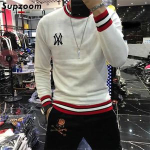 Arrival Top Fashion Sale Men Sweater O-neck Pullovers Appliques Brand Clothing Embroidered Net Red Warm Knitted 220108