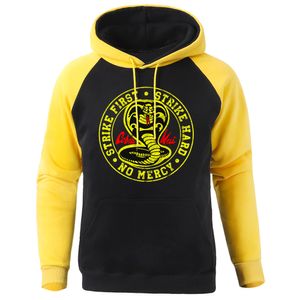 Hoody Cobra Kai Printing New Autumn Warm Man Raglan Hoodies Big Size Harajuku Men Sweatshirt Street Fashion Punk Mens Pullover X1227