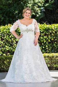 Plus Size A-Linie Spitze Brautkleider mit halben Ärmeln 2022 Neuankömmling schiere lange Prinzessin Brautkleider W1355 Winter Kristallapplikationen heiß